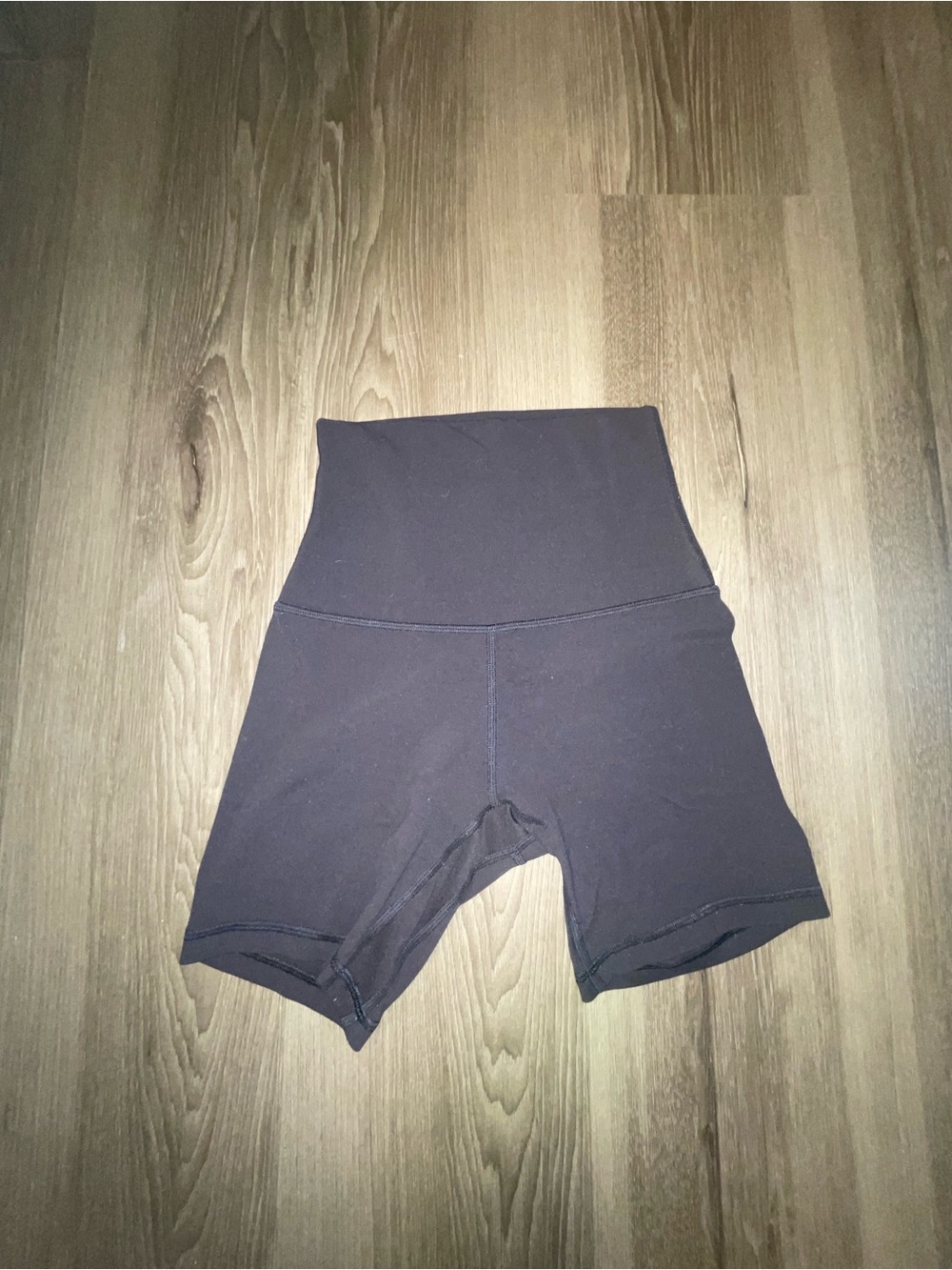 Lululemon 6” align shorts